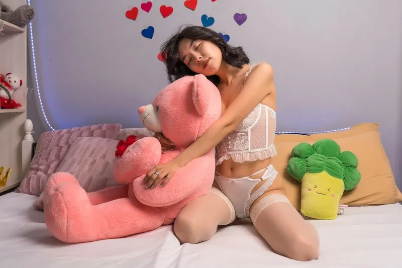 Live sex webcam photo for KikoLun #3271386