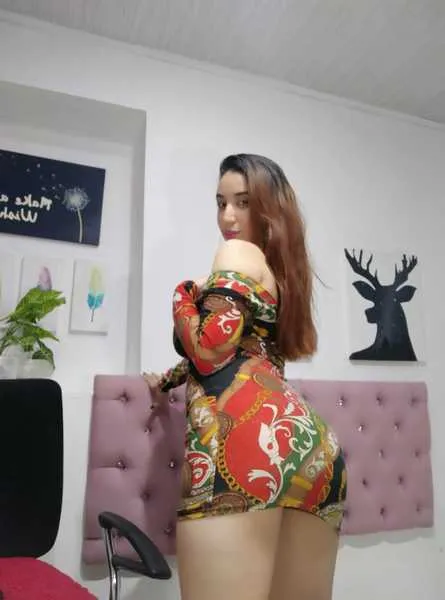 Live sex webcam photo for CiaraKarev #2924067