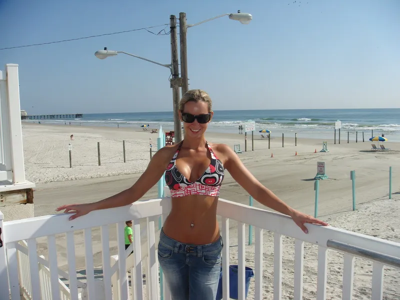 Live sex webcam photo for GoddessJulie #7408176