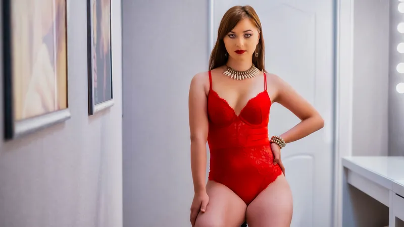 Live sex webcam photo for IzabelleGray #2578942