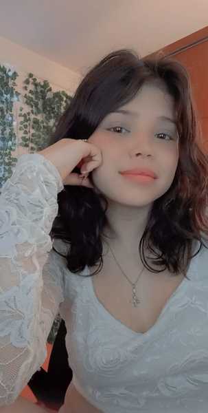 Live sex webcam photo for petitemasmela #2785345