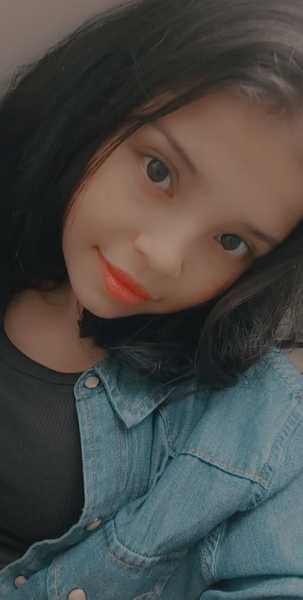 Live sex webcam photo for petitemasmela #2785318