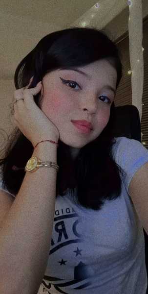 Live sex webcam photo for petitemasmela #2785339