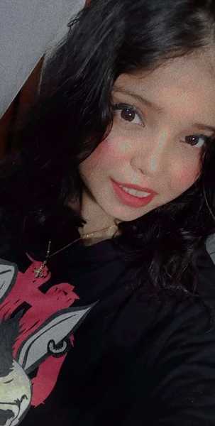 Live sex webcam photo for petitemasmela #2785340