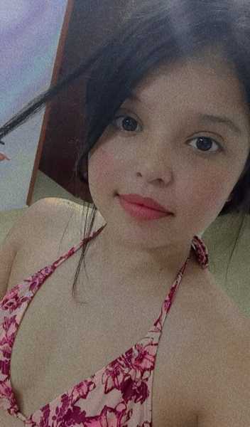 Live sex webcam photo for petitemasmela #2785338