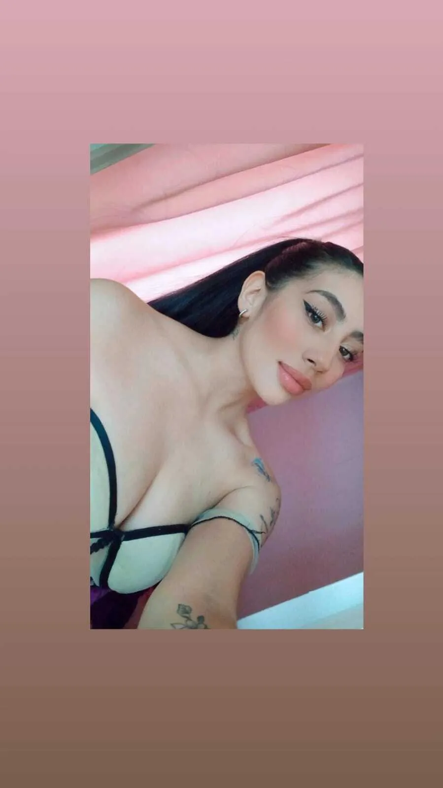 Live sex webcam photo for Mia_Thomsom #7944034