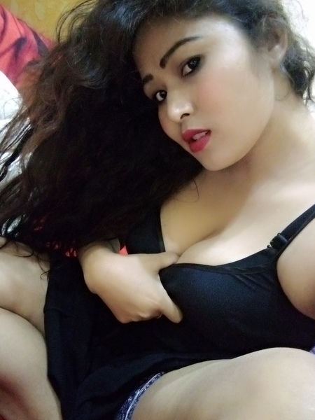 Live sex webcam photo for LovelySUPRIYA #2803378