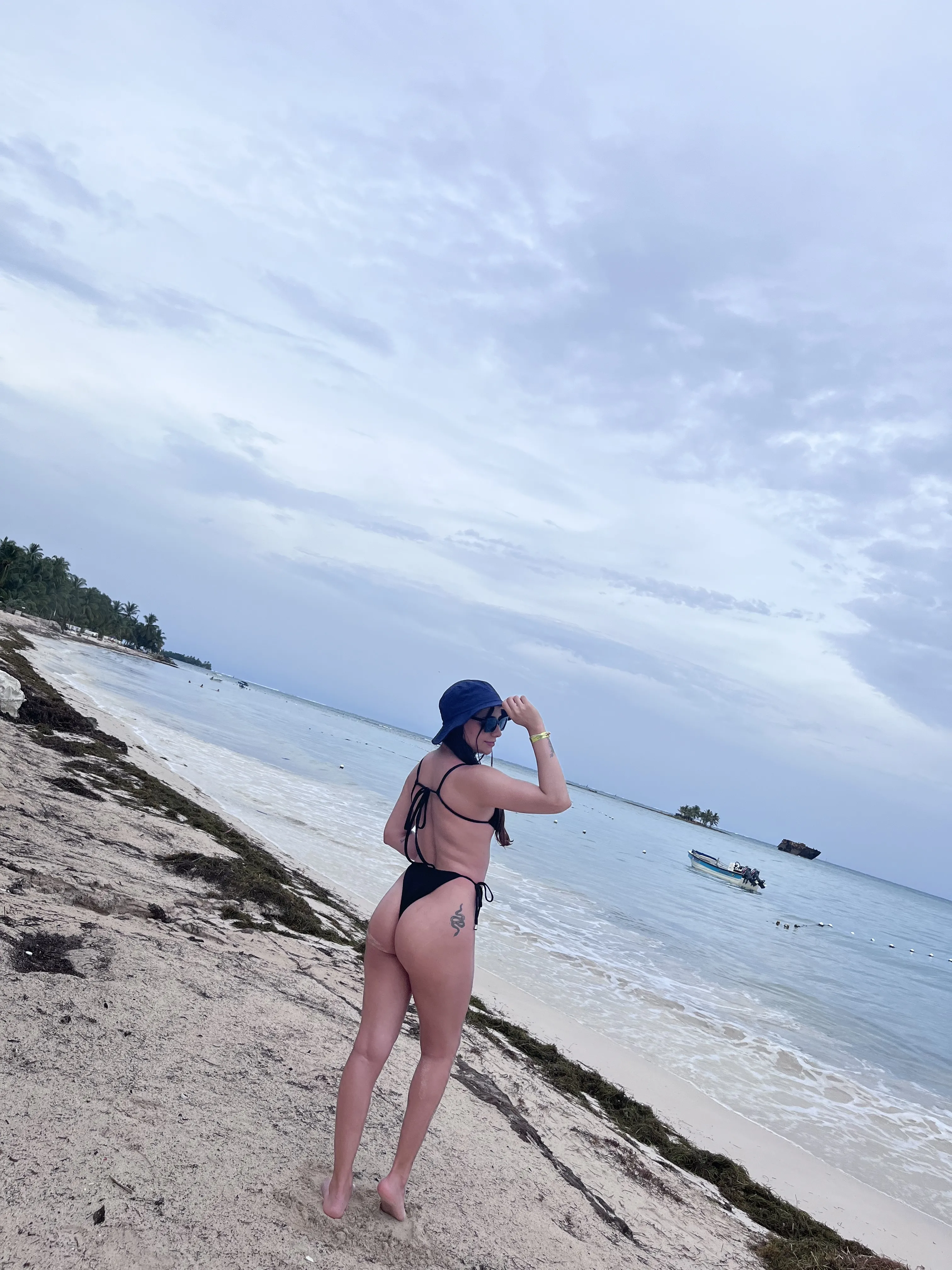 Live sex webcam photo for ArianaDavies #7148406