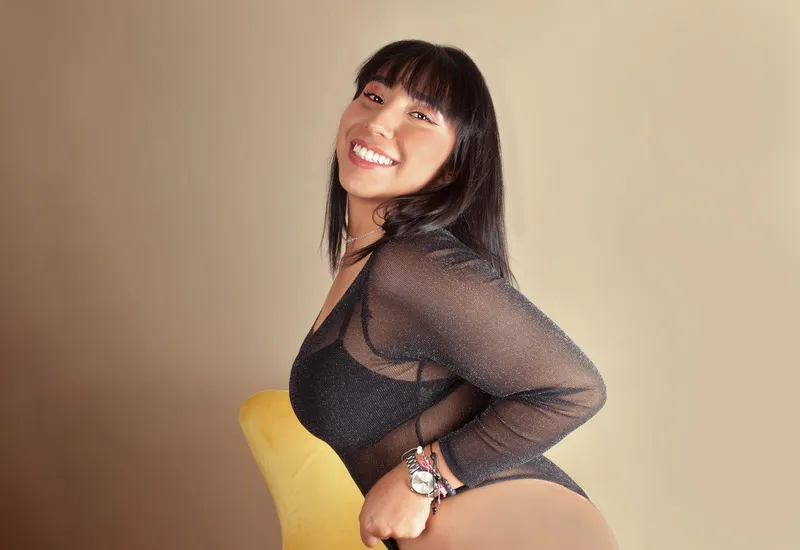 Live sex webcam photo for NiinaSantos #2657483