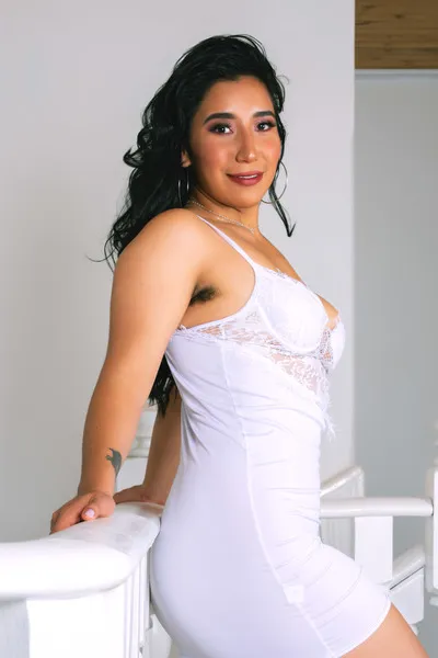 Live sex webcam photo for NiinaSantos #2792852