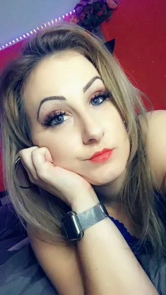 Live sex webcam photo for SunshineAbernathy #2700652