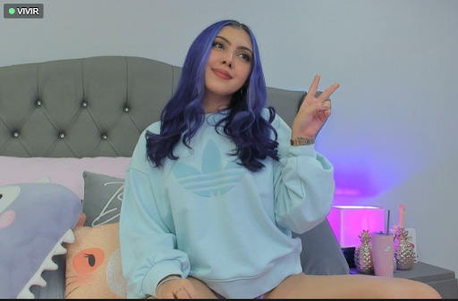 Live sex webcam photo for LorenVegaa #3576525