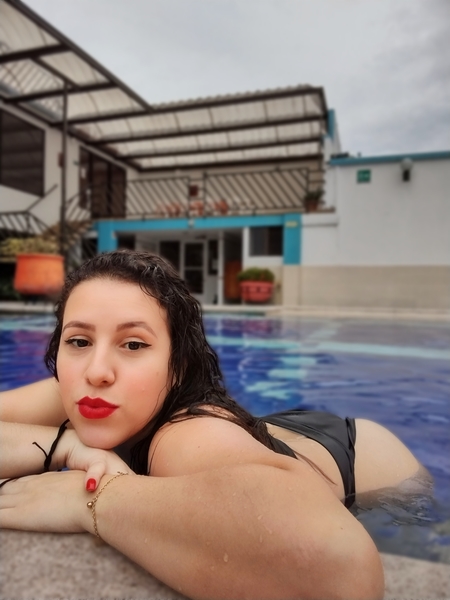 Live sex webcam photo for KamilaLopez #3021133