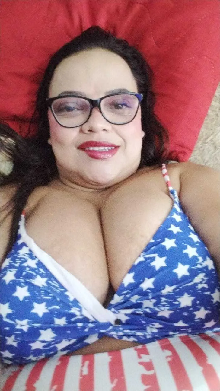 Live sex webcam photo for msemma18 #8315521