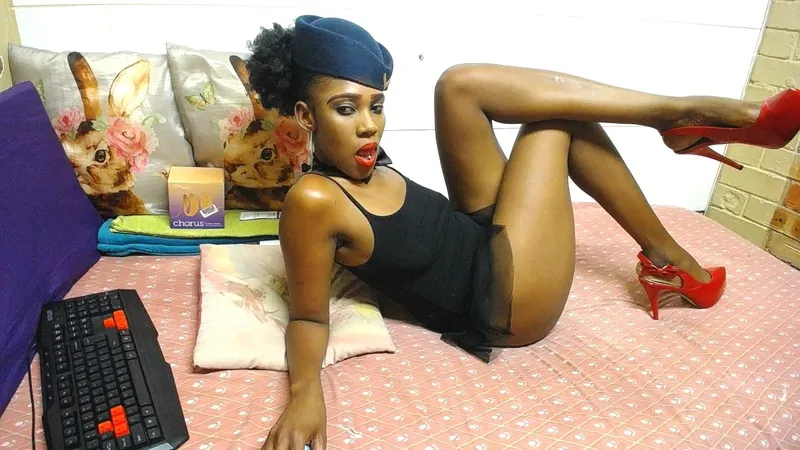 Live sex webcam photo for SlimPrettySexy #2765341