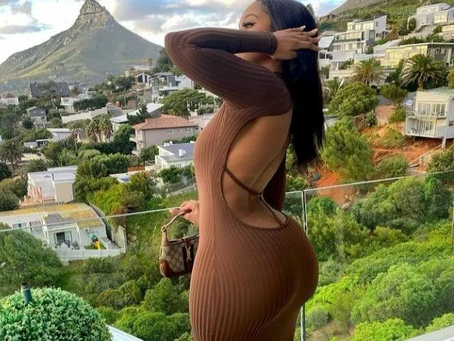 Live sex webcam photo for TrishVegas #3610092