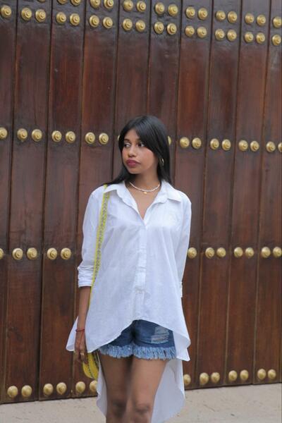 Live sex webcam photo for VivianDerricks #3845319