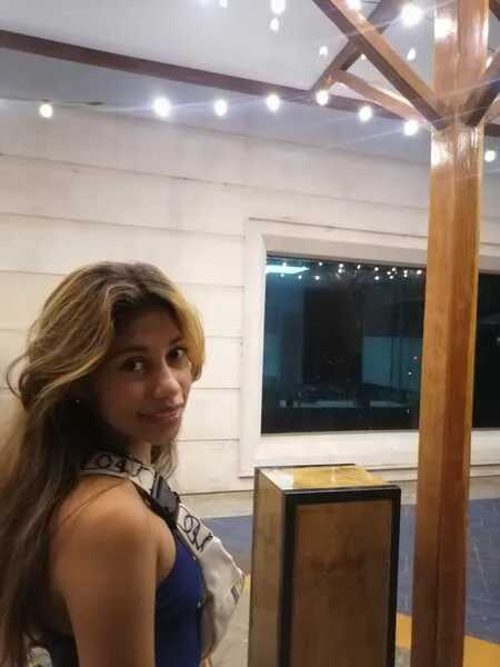 Live sex webcam photo for VivianDerricks #5270319