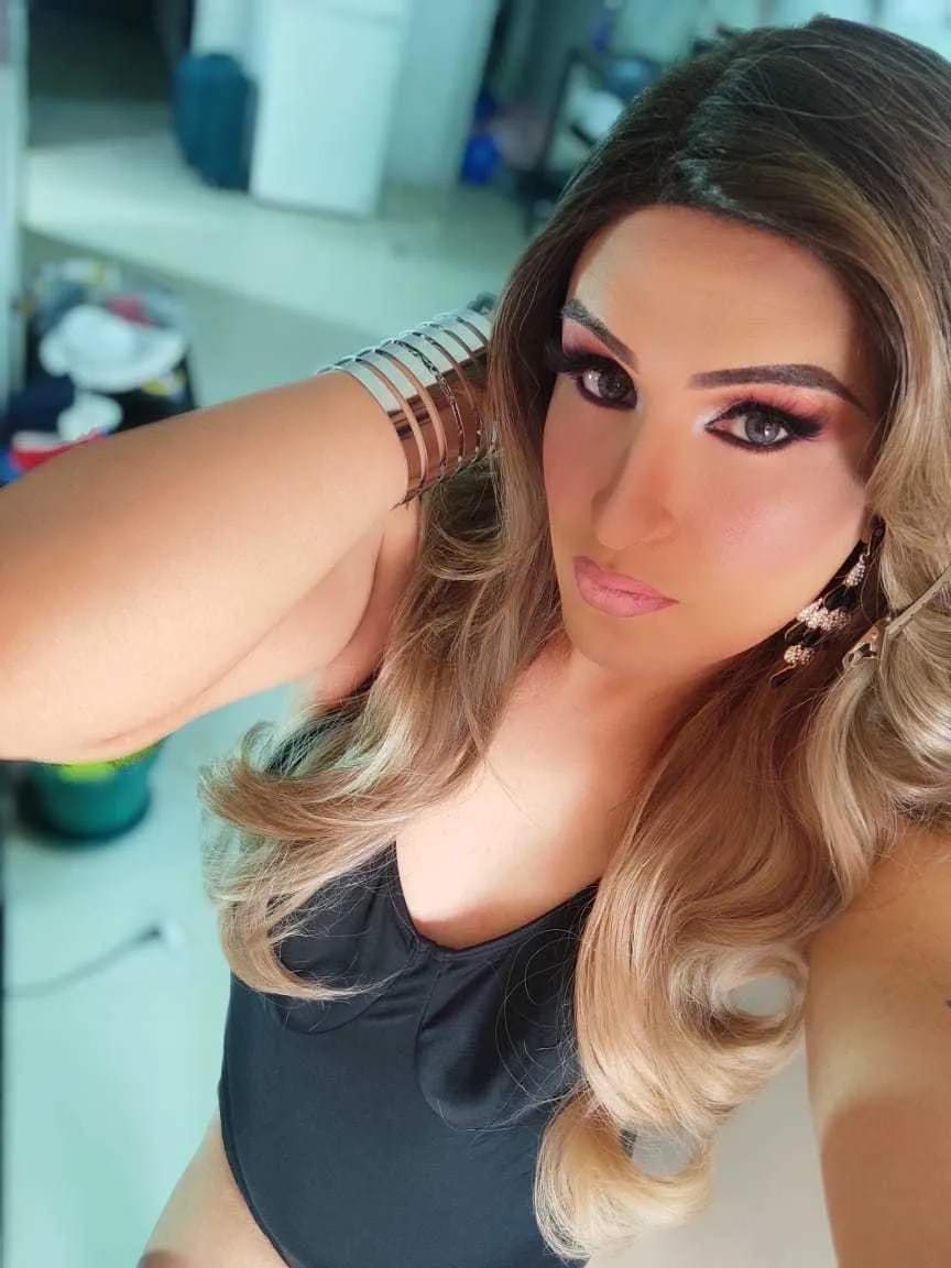 Live sex webcam photo for cristyvanessa #7399198