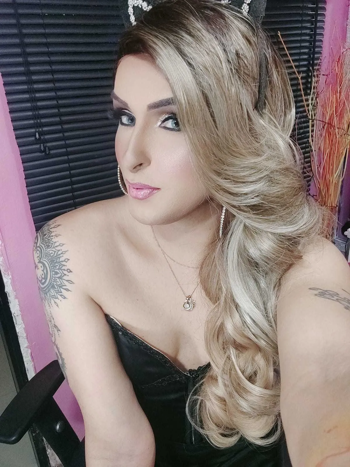 Live sex webcam photo for cristyvanessa #7399195