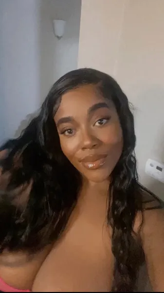 Live sex webcam photo for RhiannaRidge #5364668