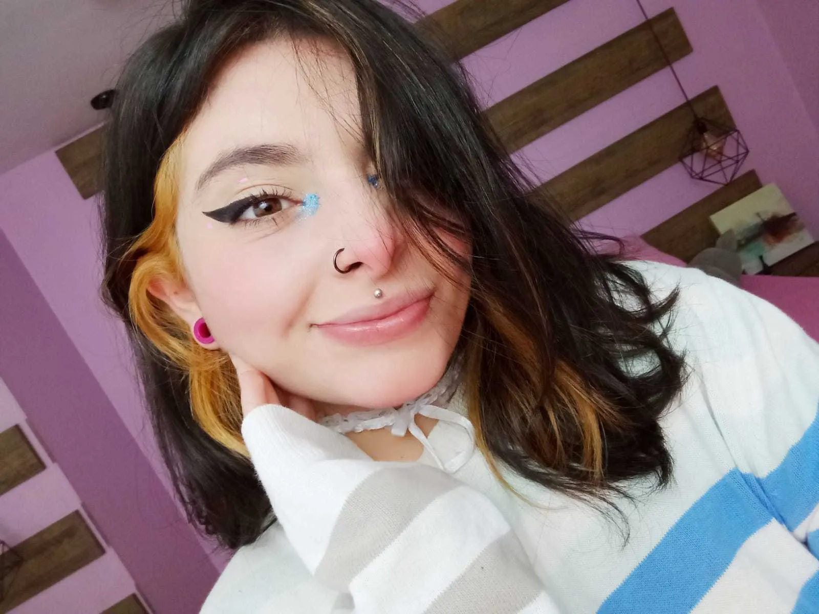 Live sex webcam photo for SachiMeow #7855930