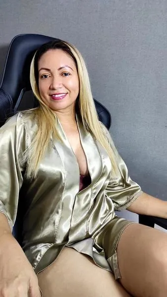 Live sex webcam photo for SelesteMendoza #3411273