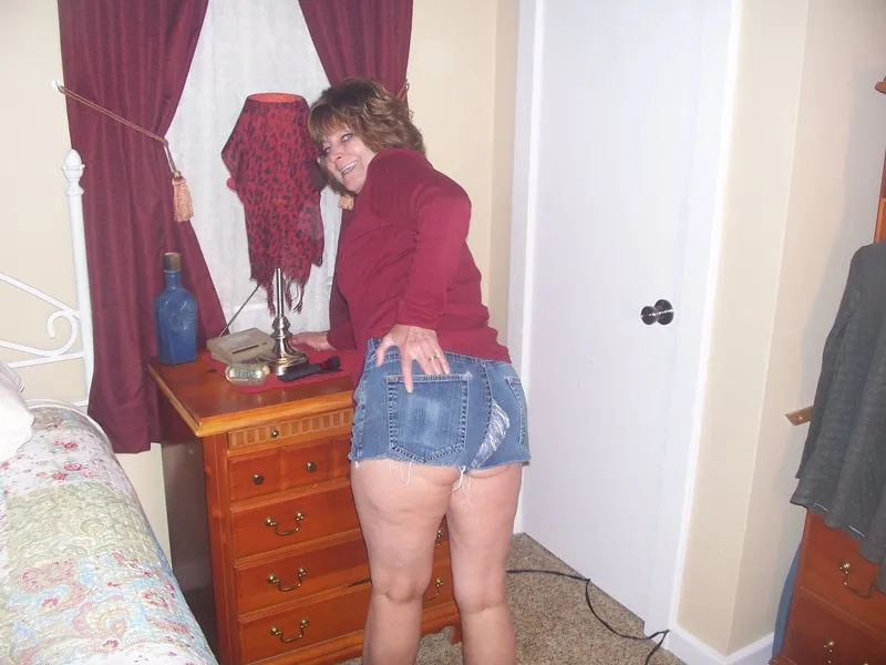 Live sex webcam photo for Adrianna_4u #7921369