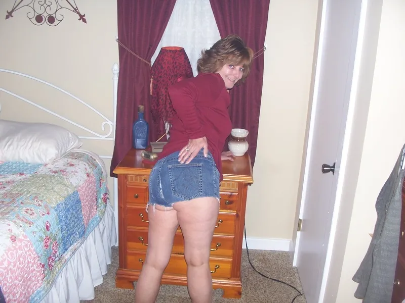 Live sex webcam photo for Adrianna_4u #7921368