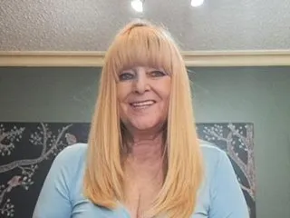Live sex webcam photo for Adrianna_4u #8630772