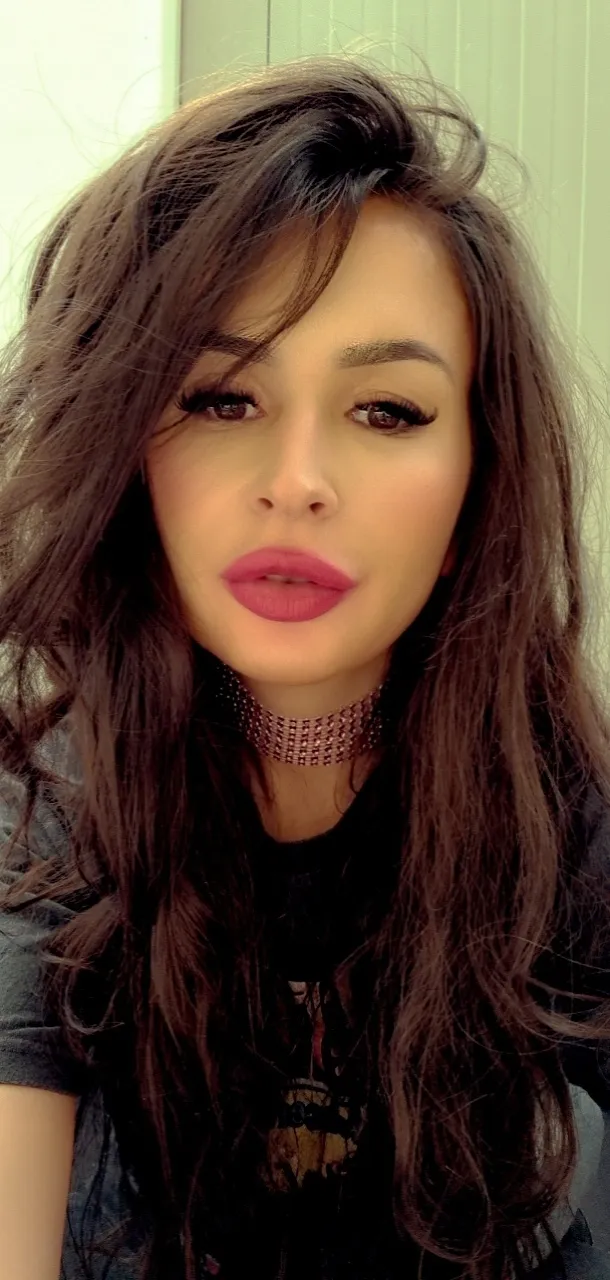 Live sex webcam photo for JaneDevine #7259876