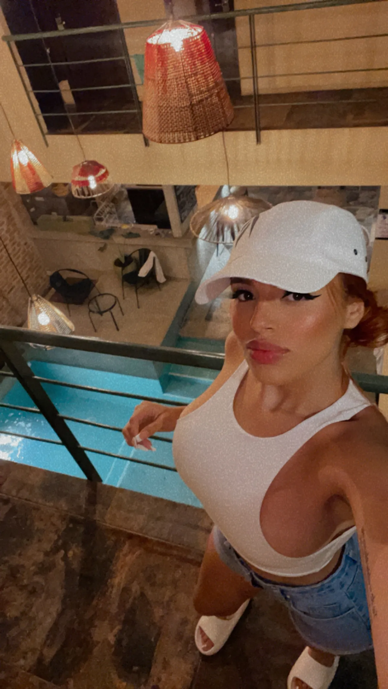 Live sex webcam photo for SherylRobinss #6193068