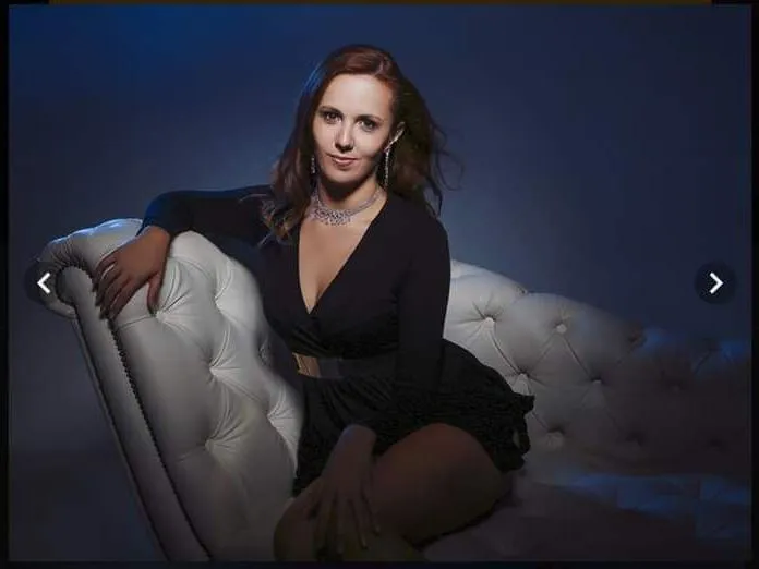 Live sex webcam photo for AnnaReyn #2996992