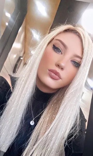 Live sex webcam photo for Chrisssttie #2683124