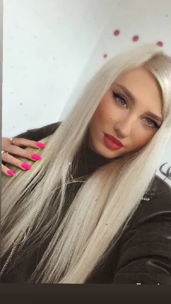 Live sex webcam photo for Chrisssttie #2683126