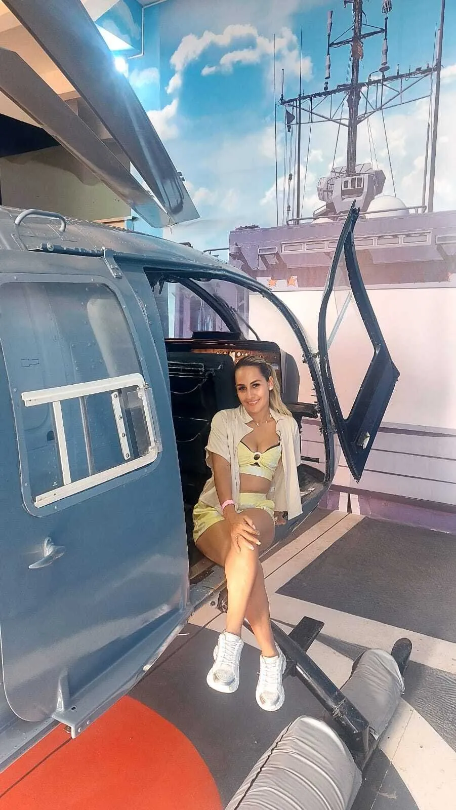 Live sex webcam photo for BbyySophie74 #7150834