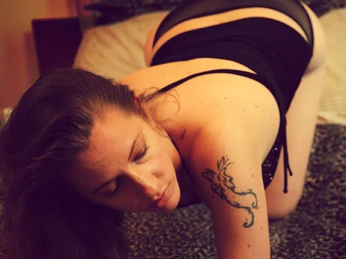 Live sex webcam photo for GinaMarieLombardi #3887363