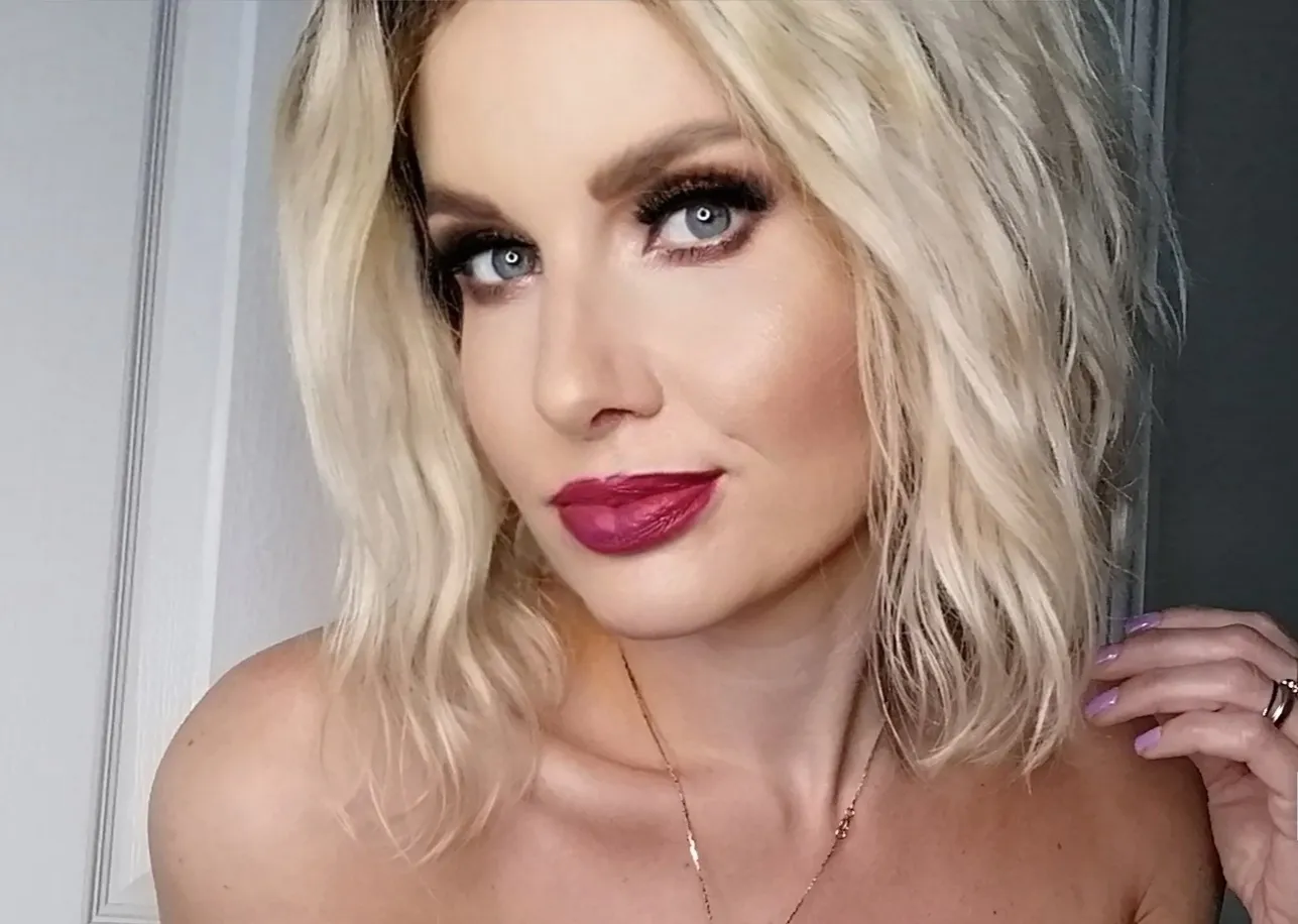 Live sex webcam photo for Tankerbell822 #7835383