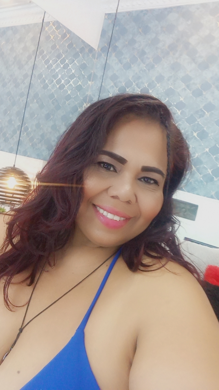 Live sex webcam photo for EricaHoftman #7419450