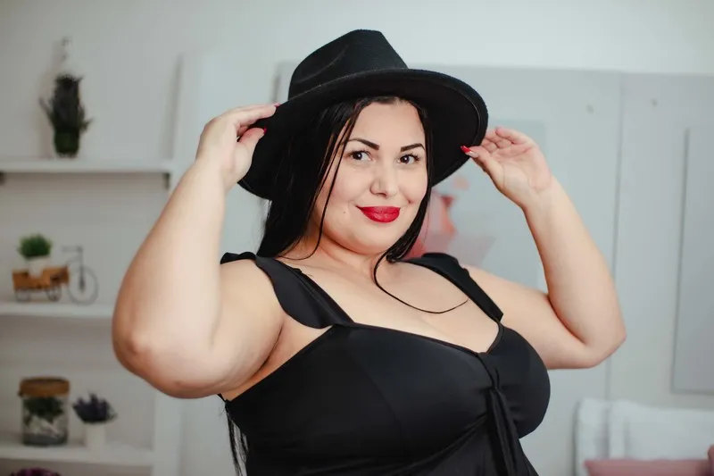 Live sex webcam photo for KatyaGarcia #3276167