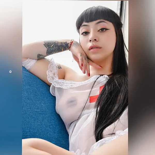 Live sex webcam photo for AprillBlaack #2695980