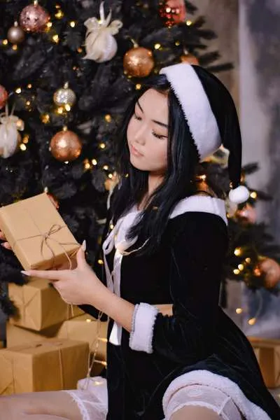 Live sex webcam photo for MikoKhvan #3497717