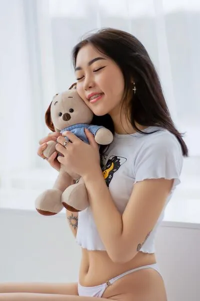 Live sex webcam photo for MikoKhvan #5578906