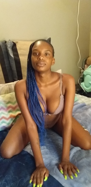 Live sex webcam photo for NaughtyxxNicolexx #2786740