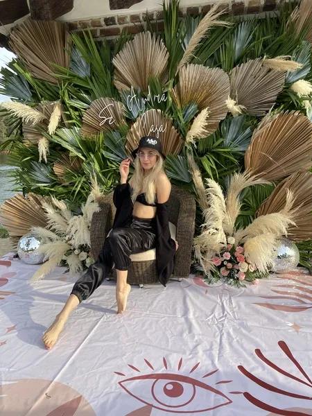 Live sex webcam photo for Isabelasummer #2977287