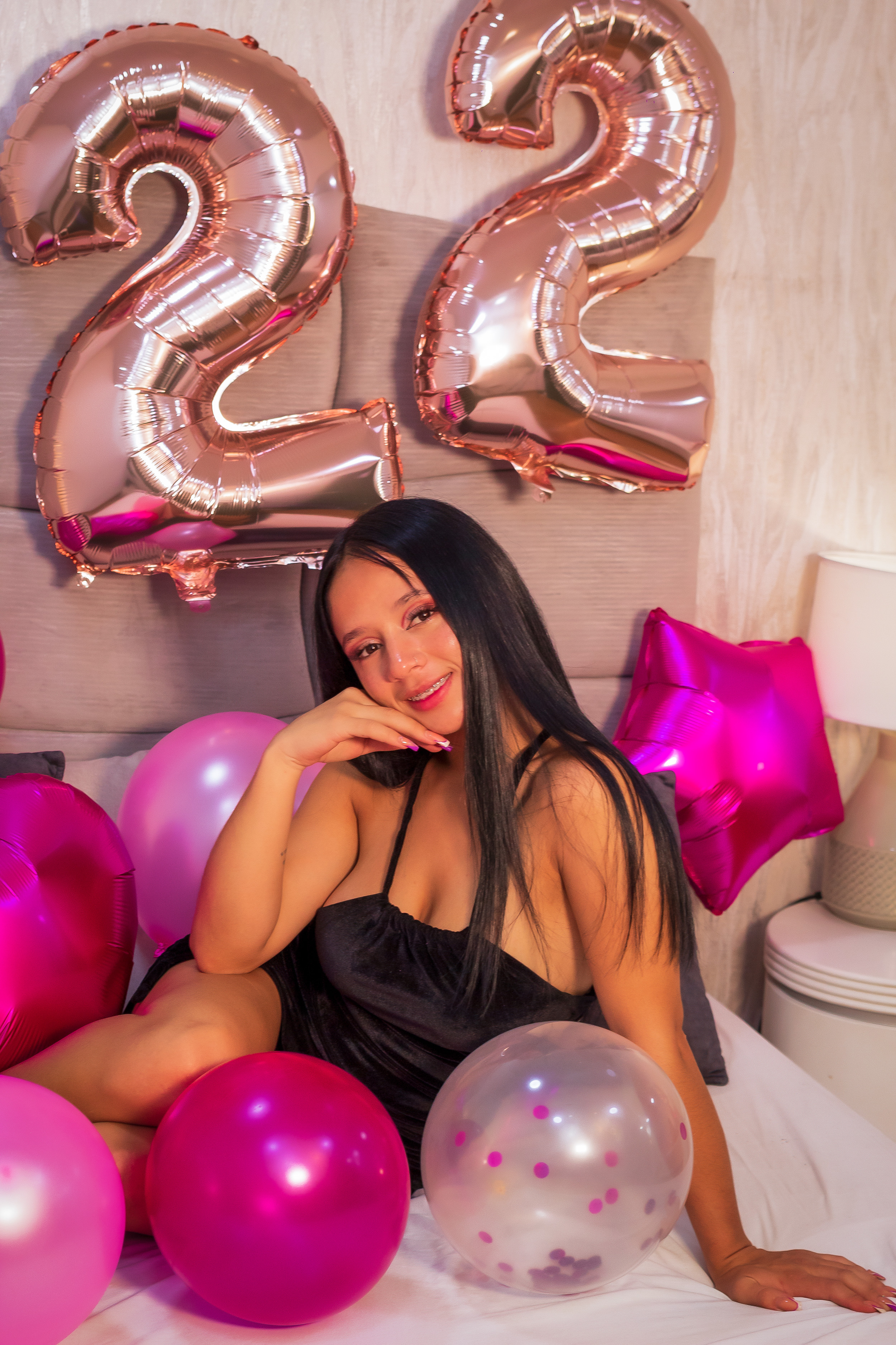 Live sex webcam photo for KloeThomson #7980347