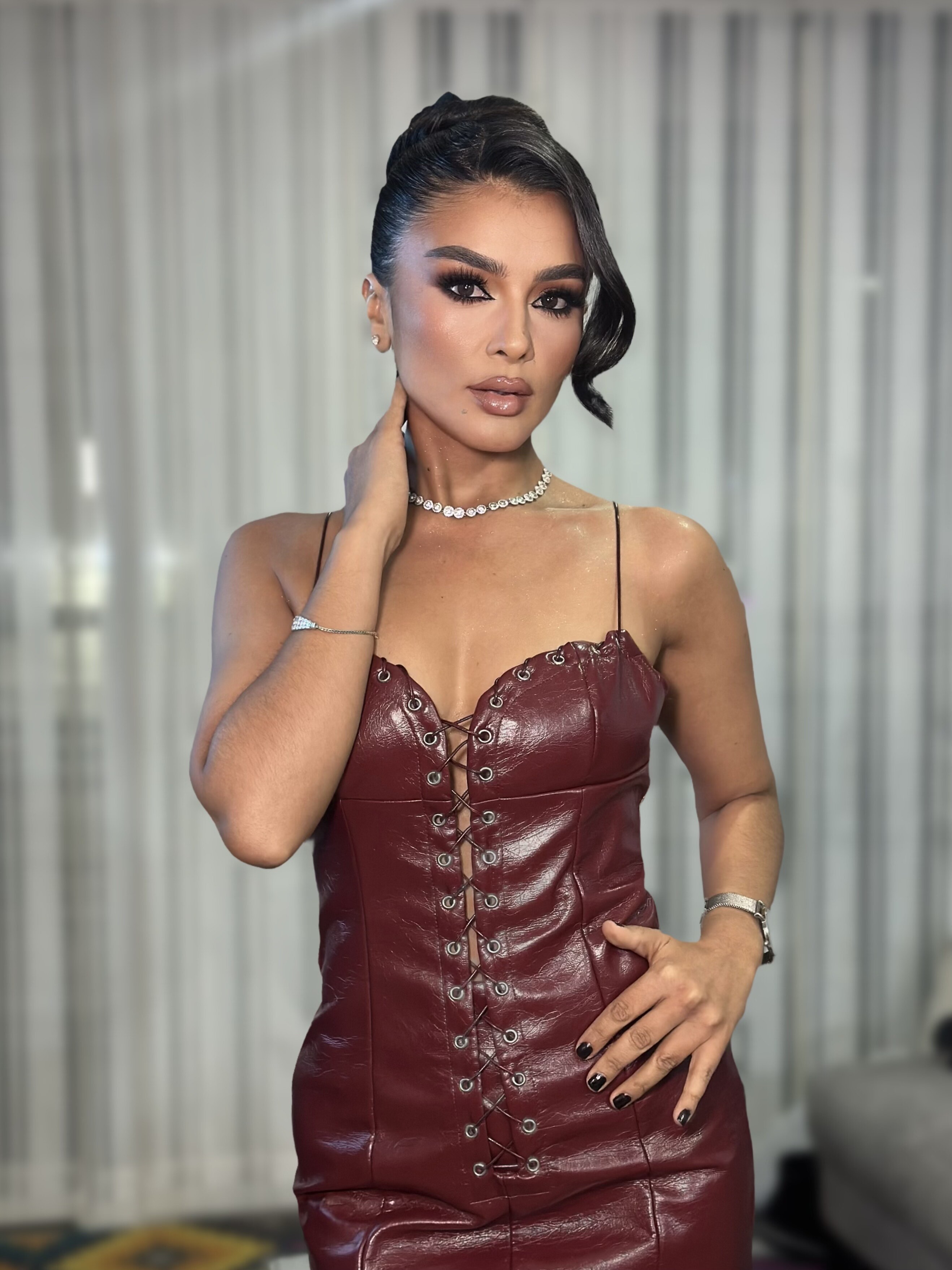 Live sex webcam photo for HollyBrensone #7858643