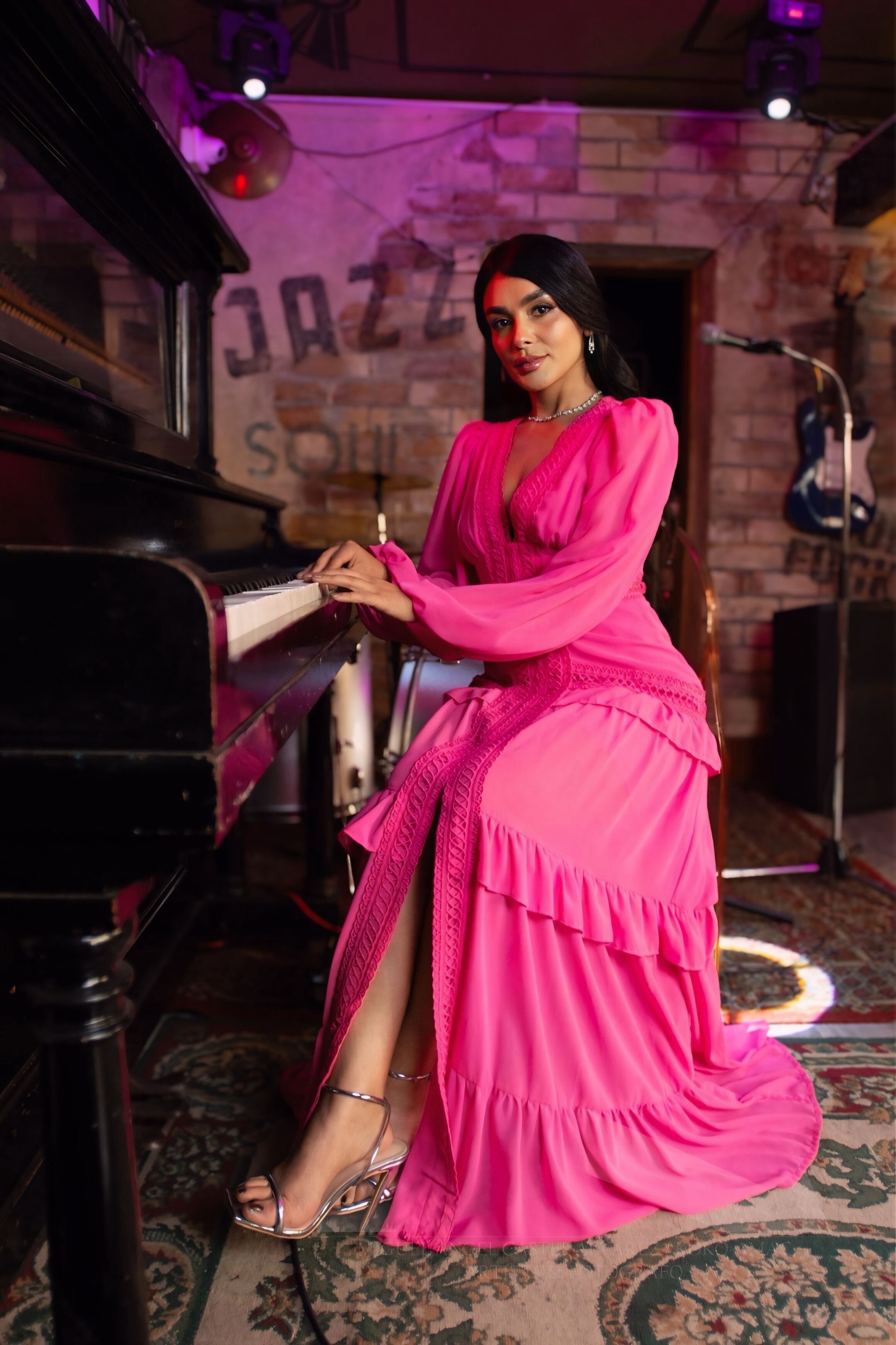 Live sex webcam photo for HollyBrensone #7967105