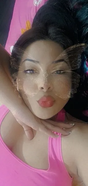 Live sex webcam photo for colombiansquirtforu #3343923