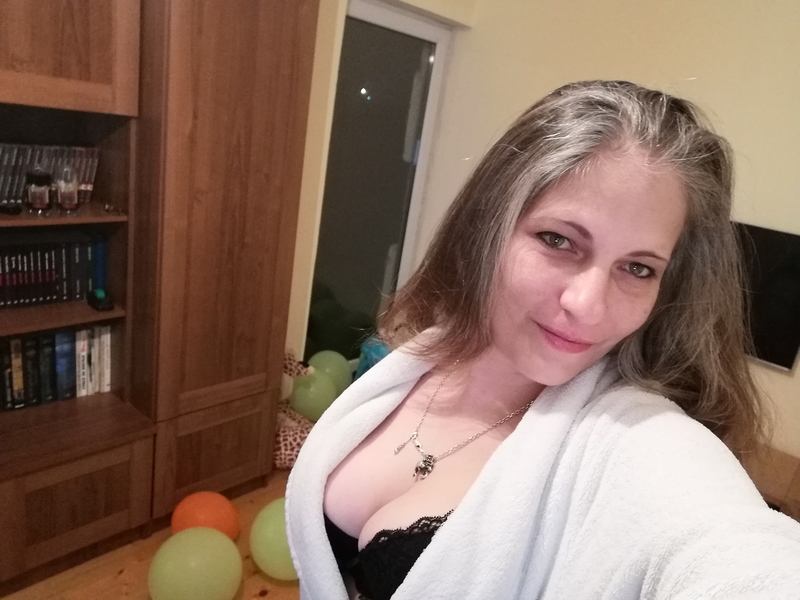 Live sex webcam photo for GEORRGYE #2766106